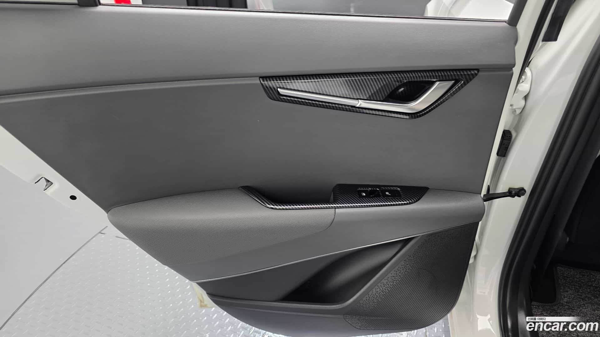 Niro Kia 2023.9-INNER-035