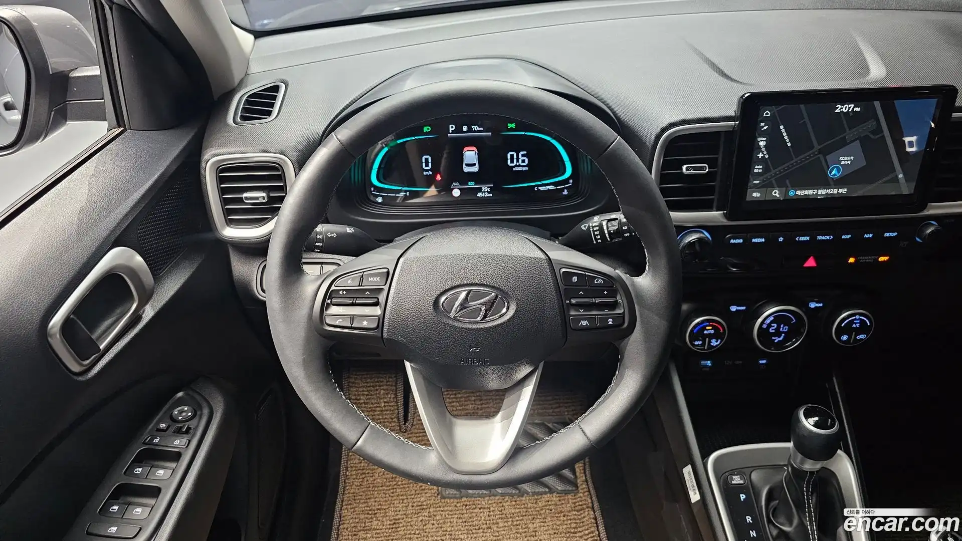 Venue Hyundai 2025.2-OPTION-017