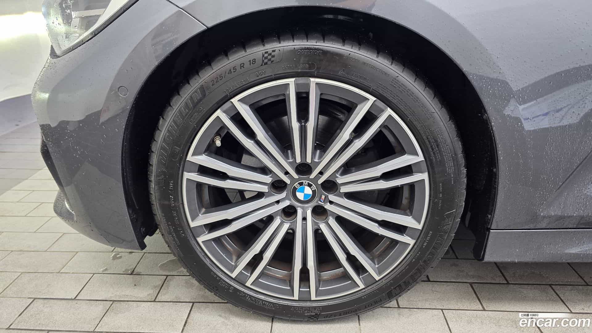 3-Series BMW 2021.6-OUTER-005