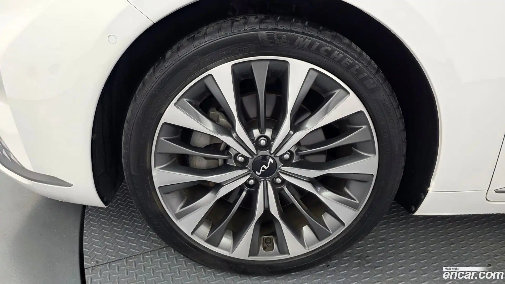 K8 Kia 2021.5-OUTER-005