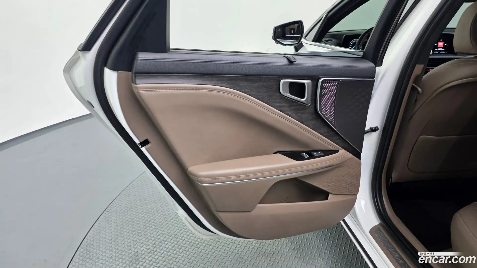K8 Kia 2021.5-INNER-035
