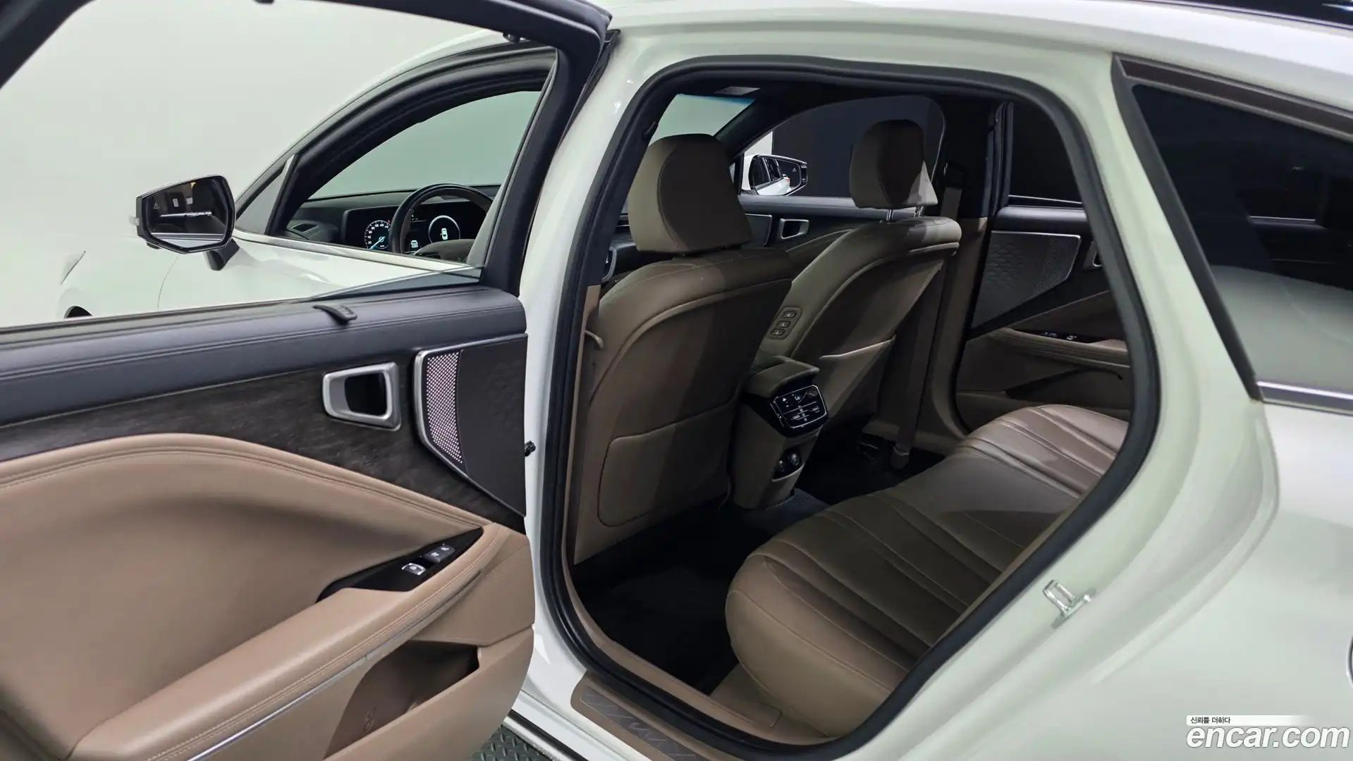 K8 Kia 2021.5-INNER-036