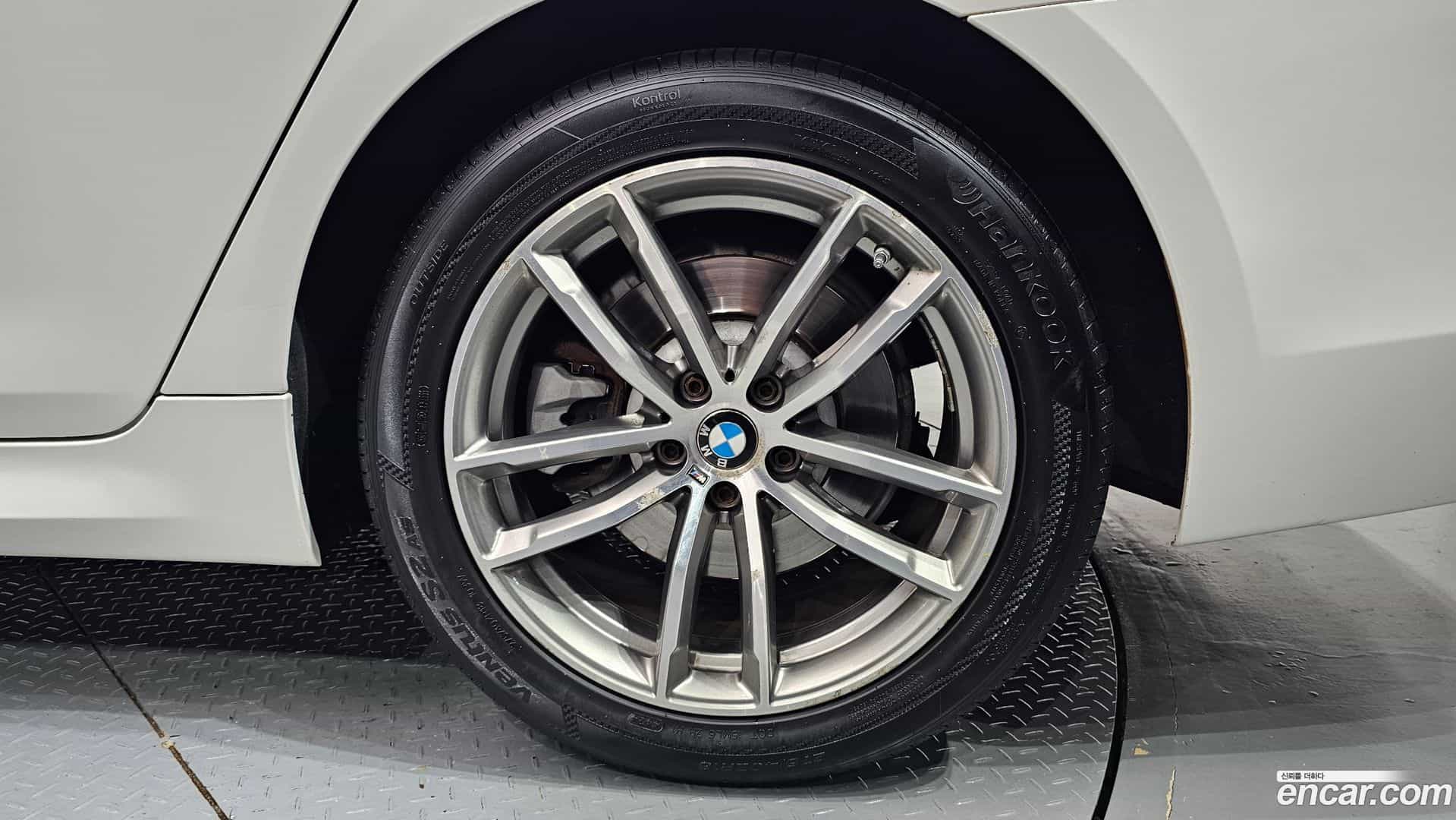 5-Series BMW 2017.2-OUTER-005