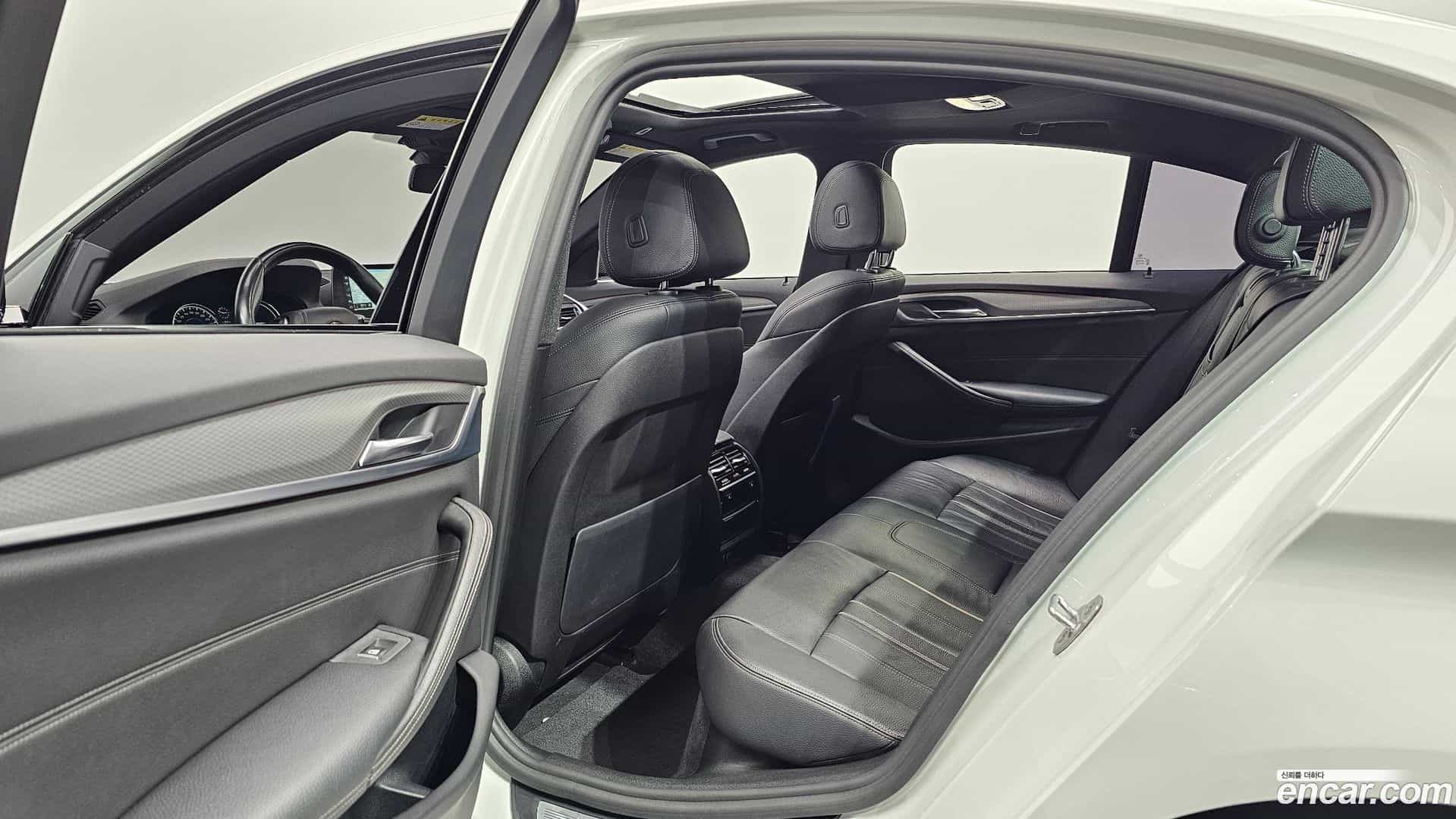 5-Series BMW 2017.2-OPTION-015