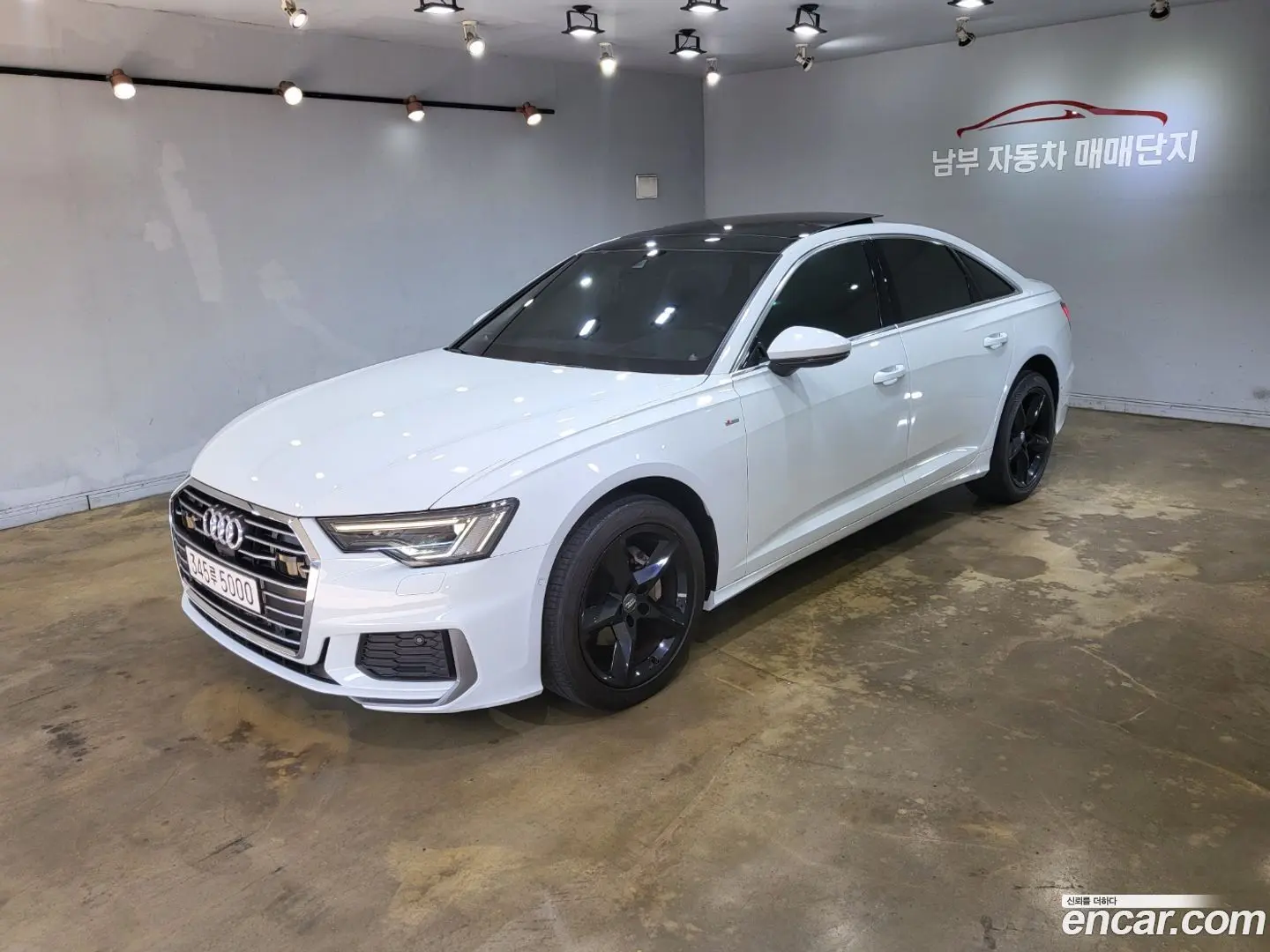 Main__Slider__Photo:A6 Audi 2021.11-0