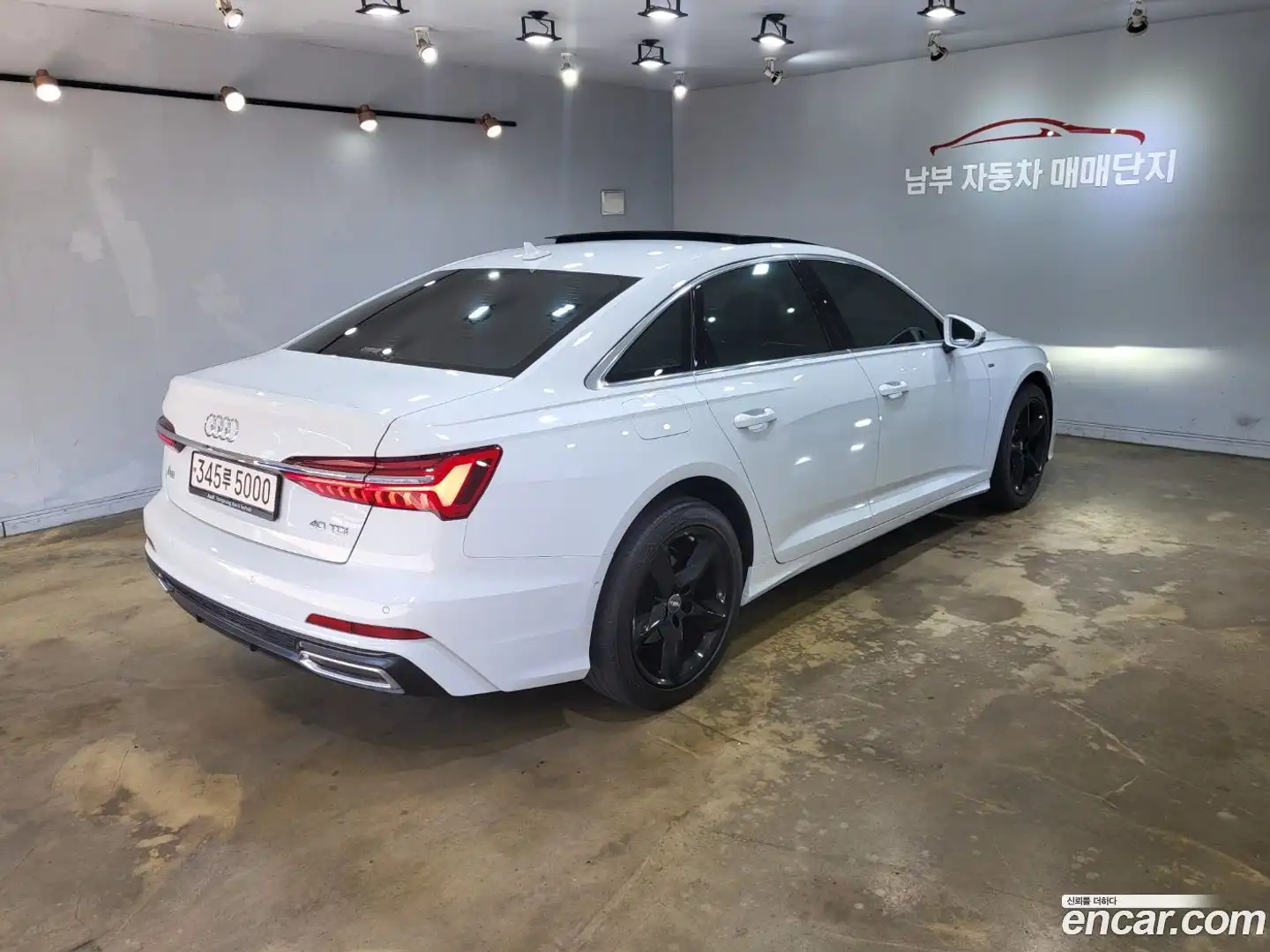 A6 Audi 2021.11-OUTER-002