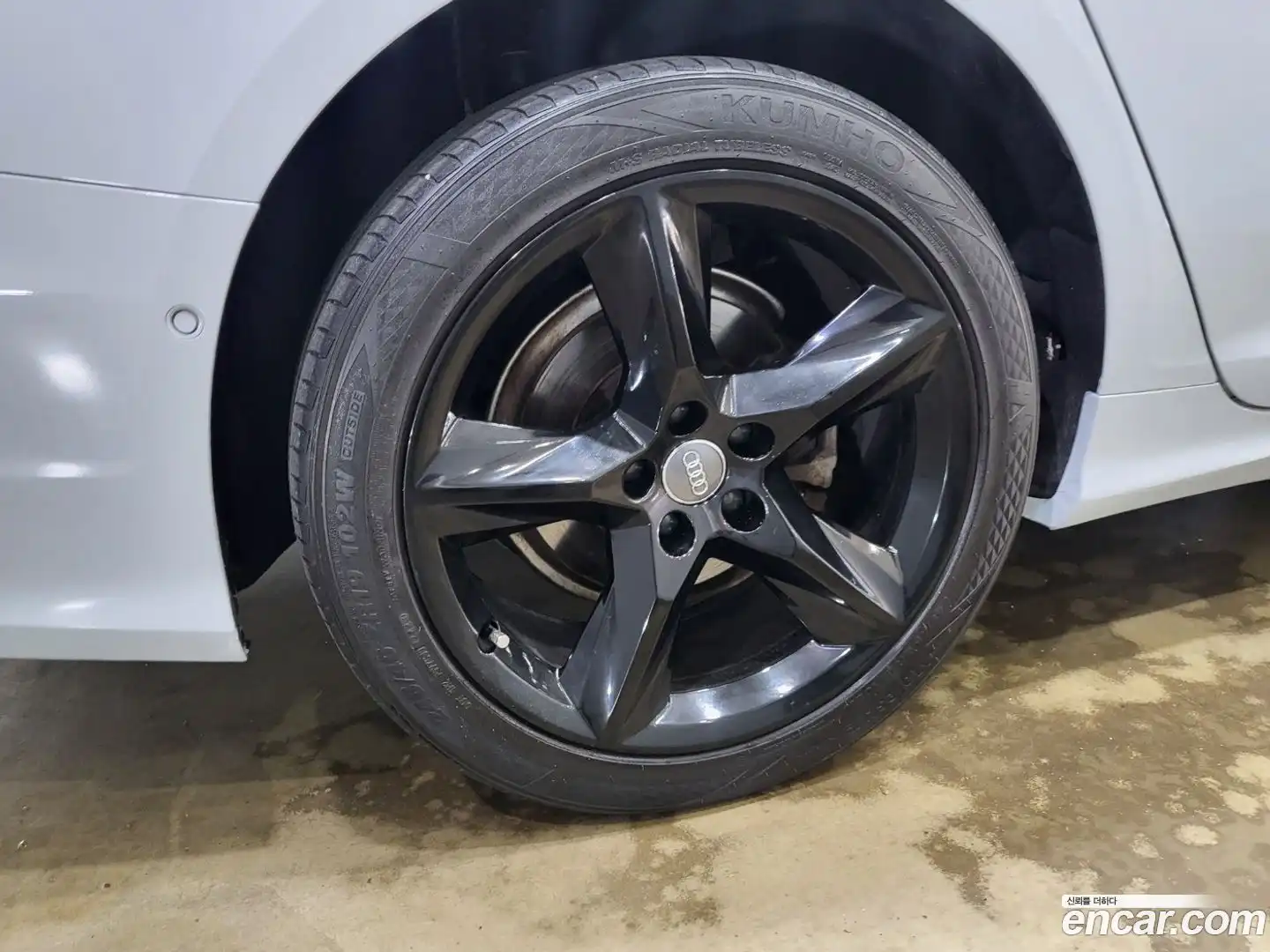 A6 Audi 2021.11-OUTER-005