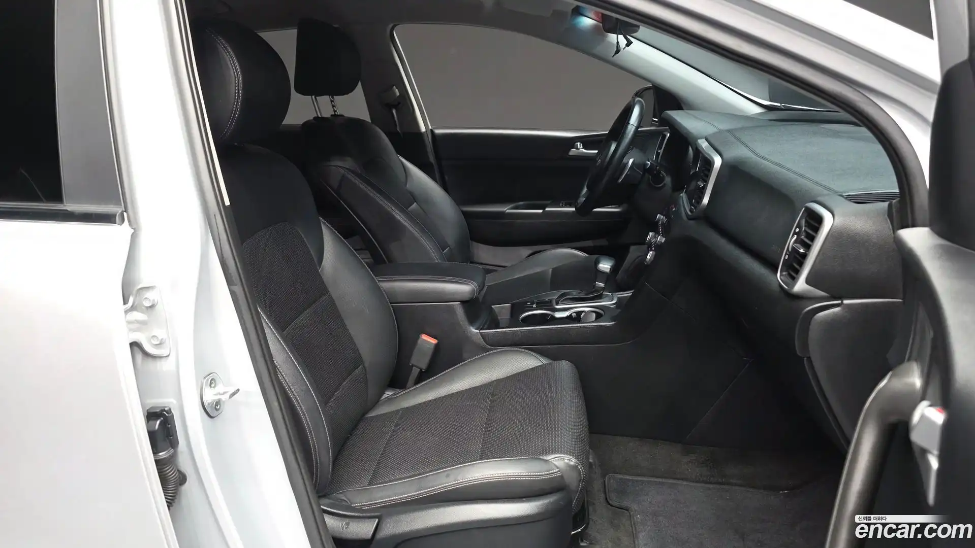 Sportage Kia 2021.2-OPTION-015