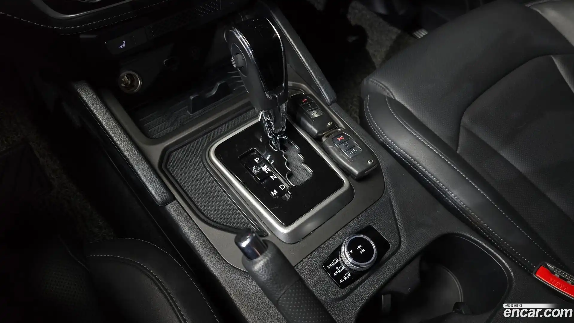 Rexton KG Mobility 2018.7-INNER-009