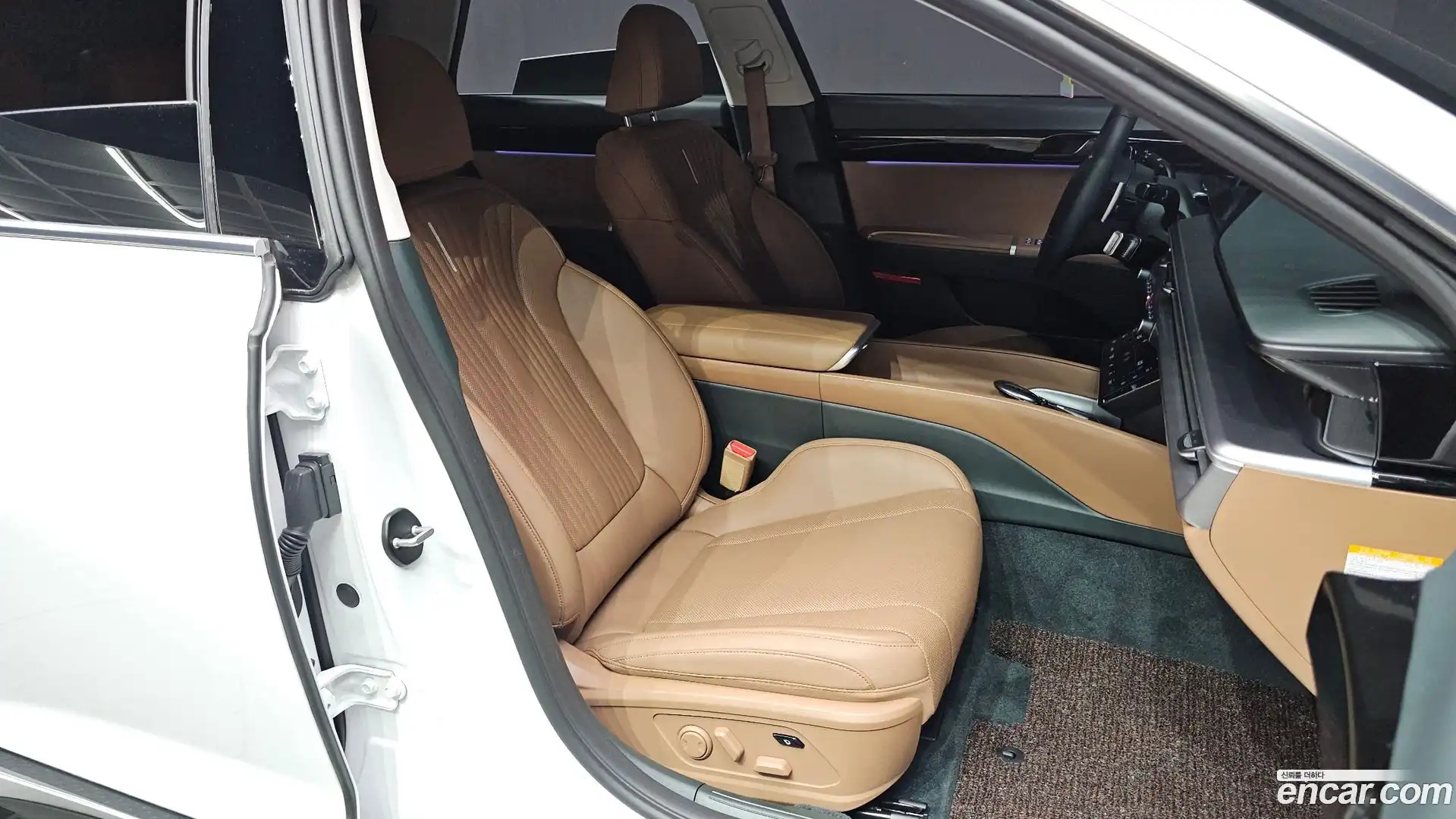 Grandeur Hyundai 2024.7-OPTION-016