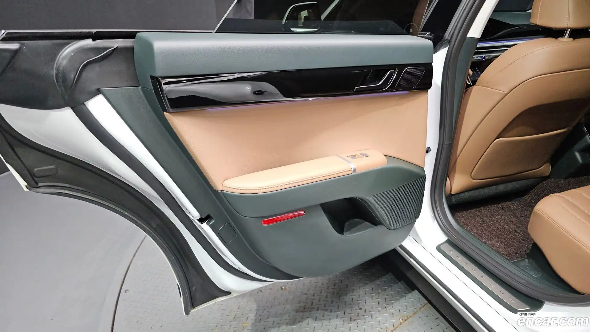 Grandeur Hyundai 2024.7-INNER-035