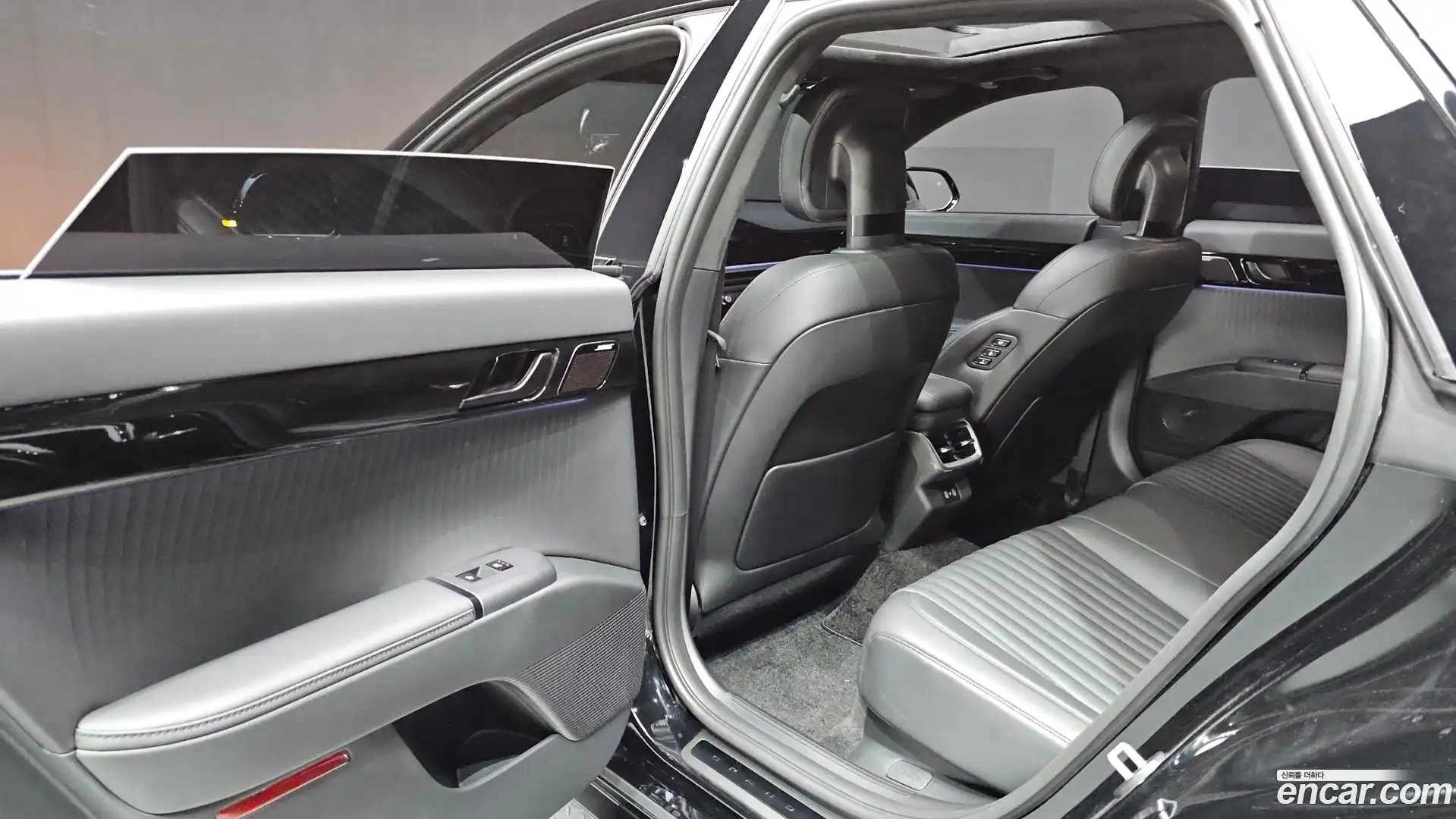 Grandeur Hyundai 2024.10-INNER-036