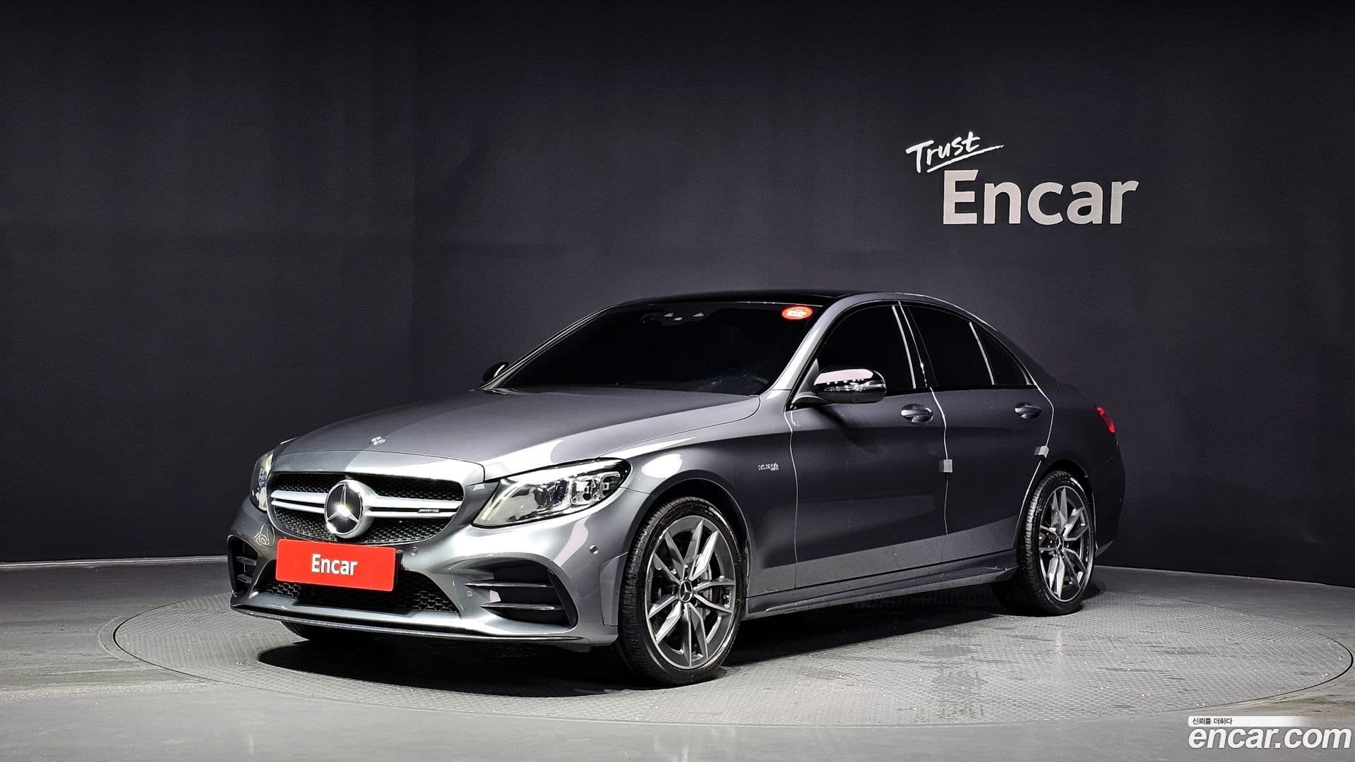 Main__Slider__Photo:C-Class Mercedes-Benz 2019.9-0