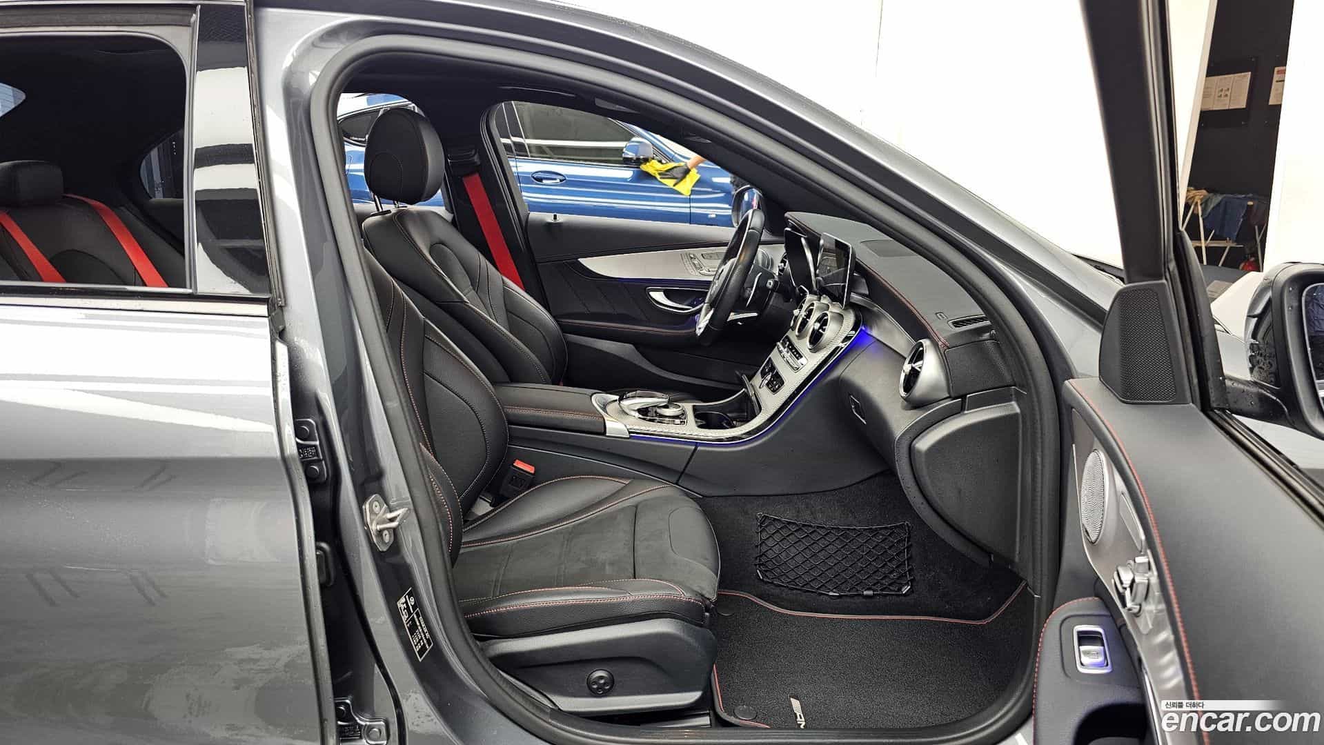 C-Class Mercedes-Benz 2019.9-OPTION-015