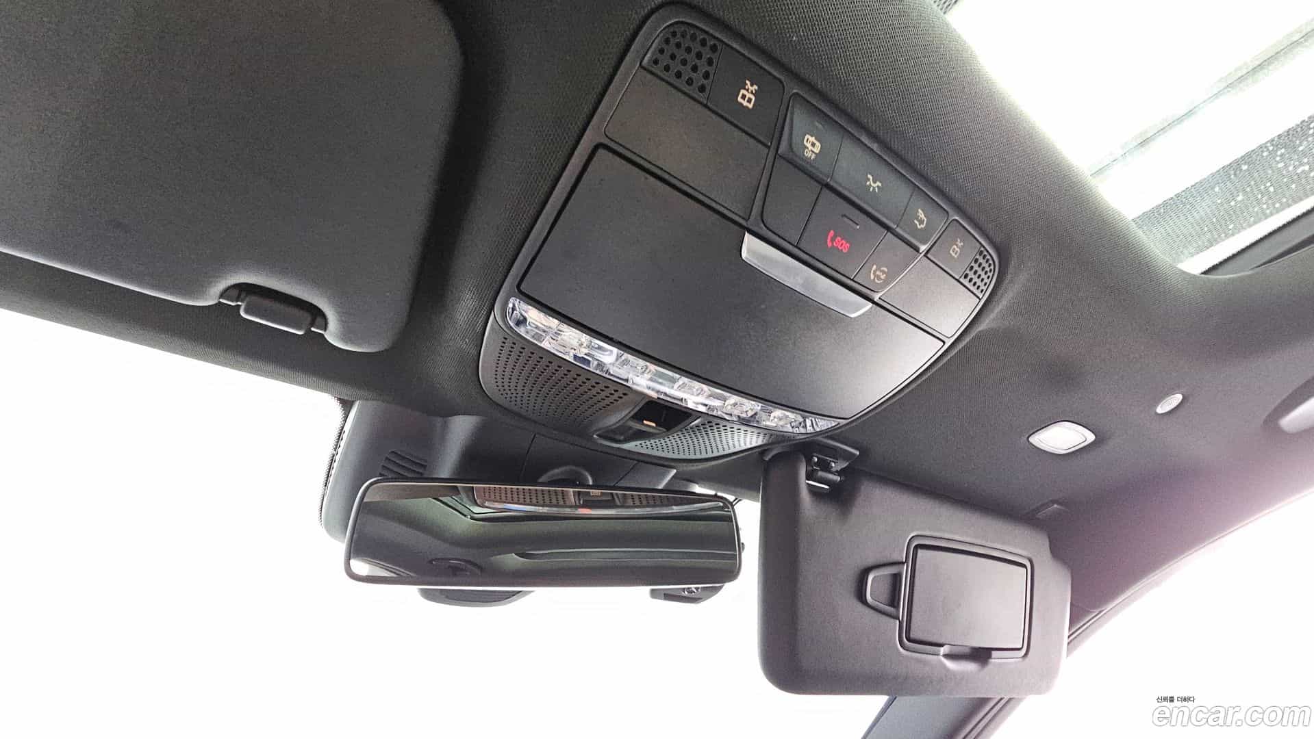 C-Class Mercedes-Benz 2019.9-OPTION-022