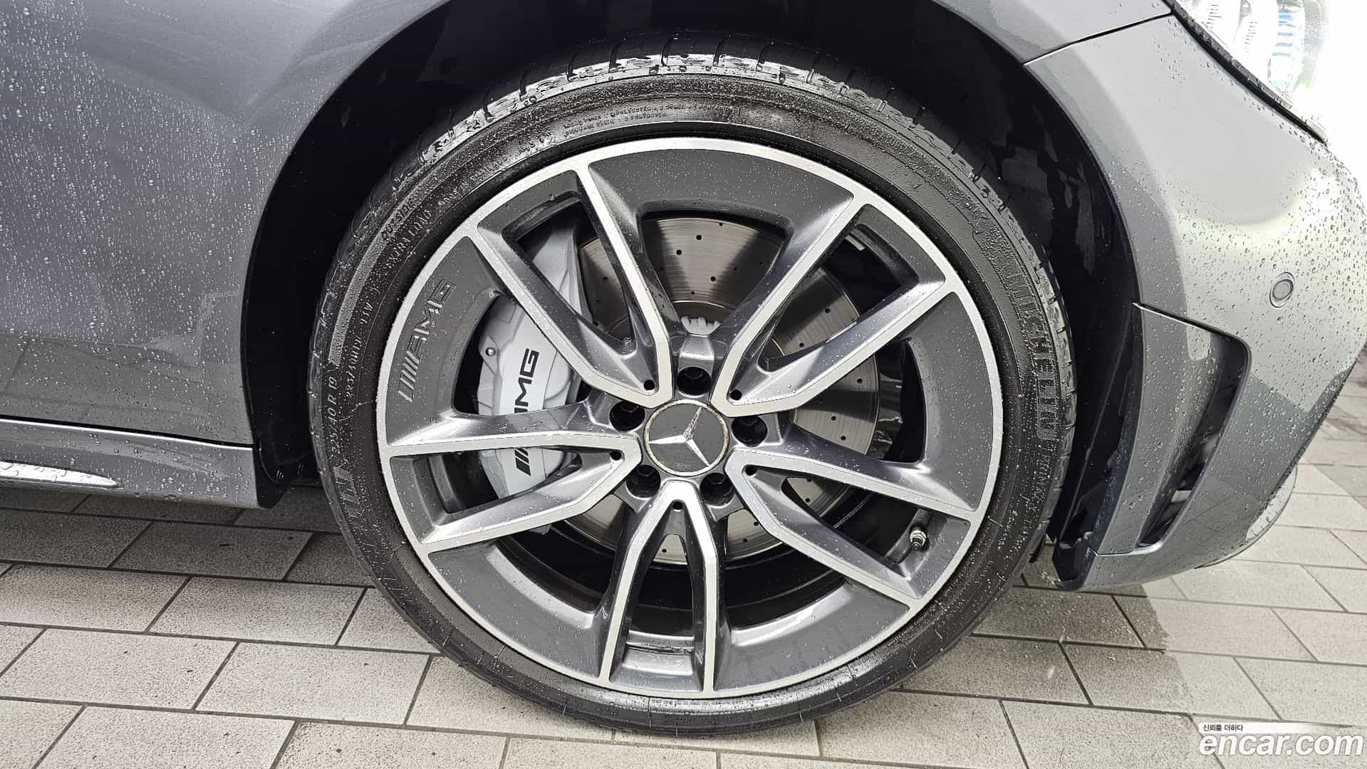 C-Class Mercedes-Benz 2019.9-OUTER-031