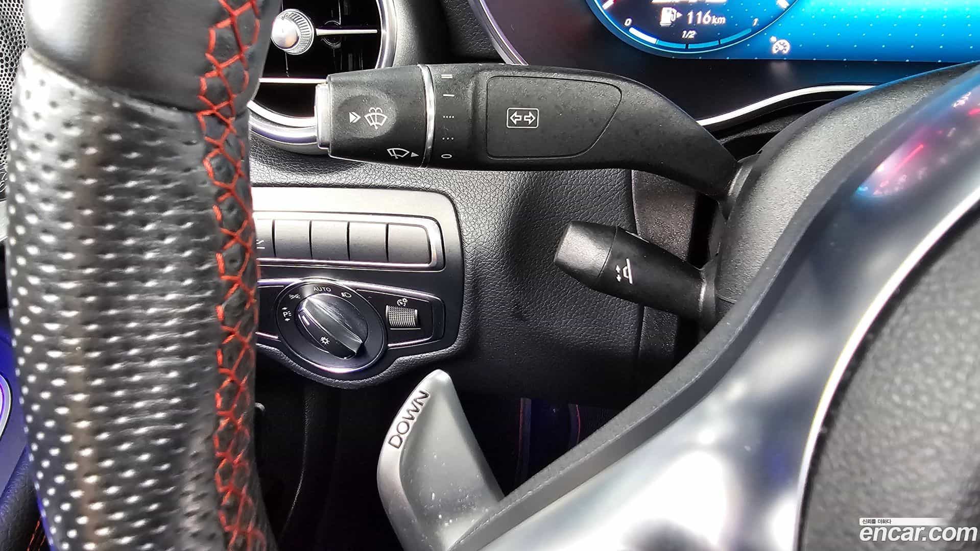 C-Class Mercedes-Benz 2019.9-OPTION-041