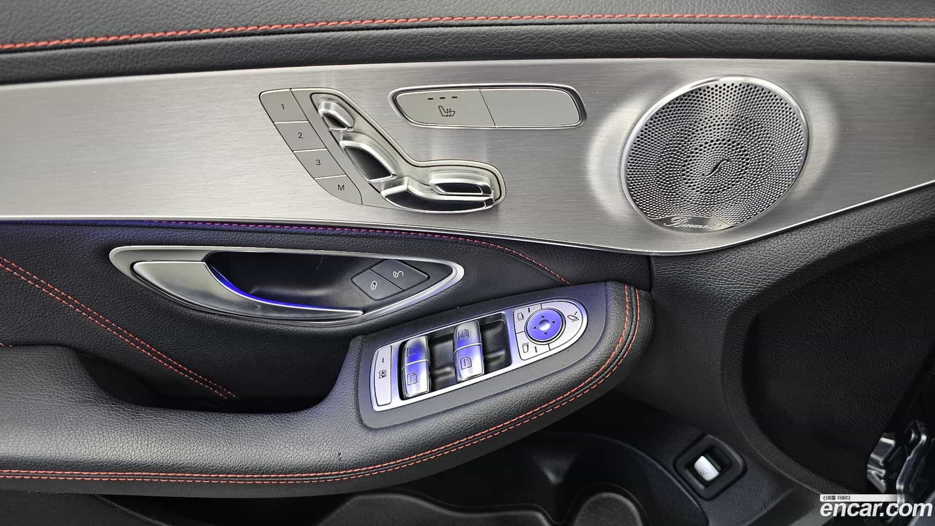 C-Class Mercedes-Benz 2019.9-OPTION-042
