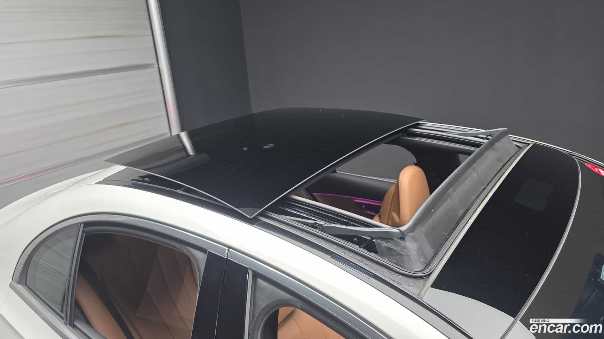E-Class Mercedes-Benz 2024.5-OPTION-023