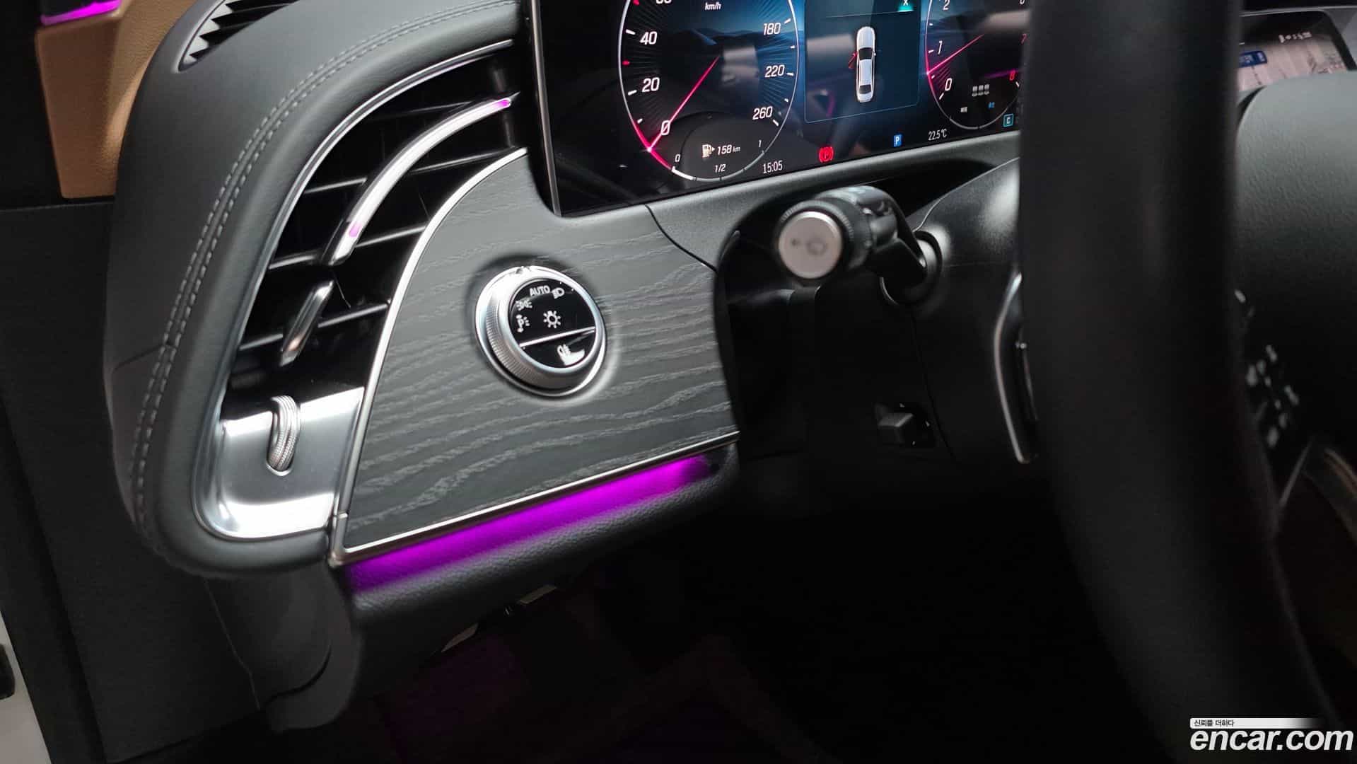 E-Class Mercedes-Benz 2024.5-OPTION-040
