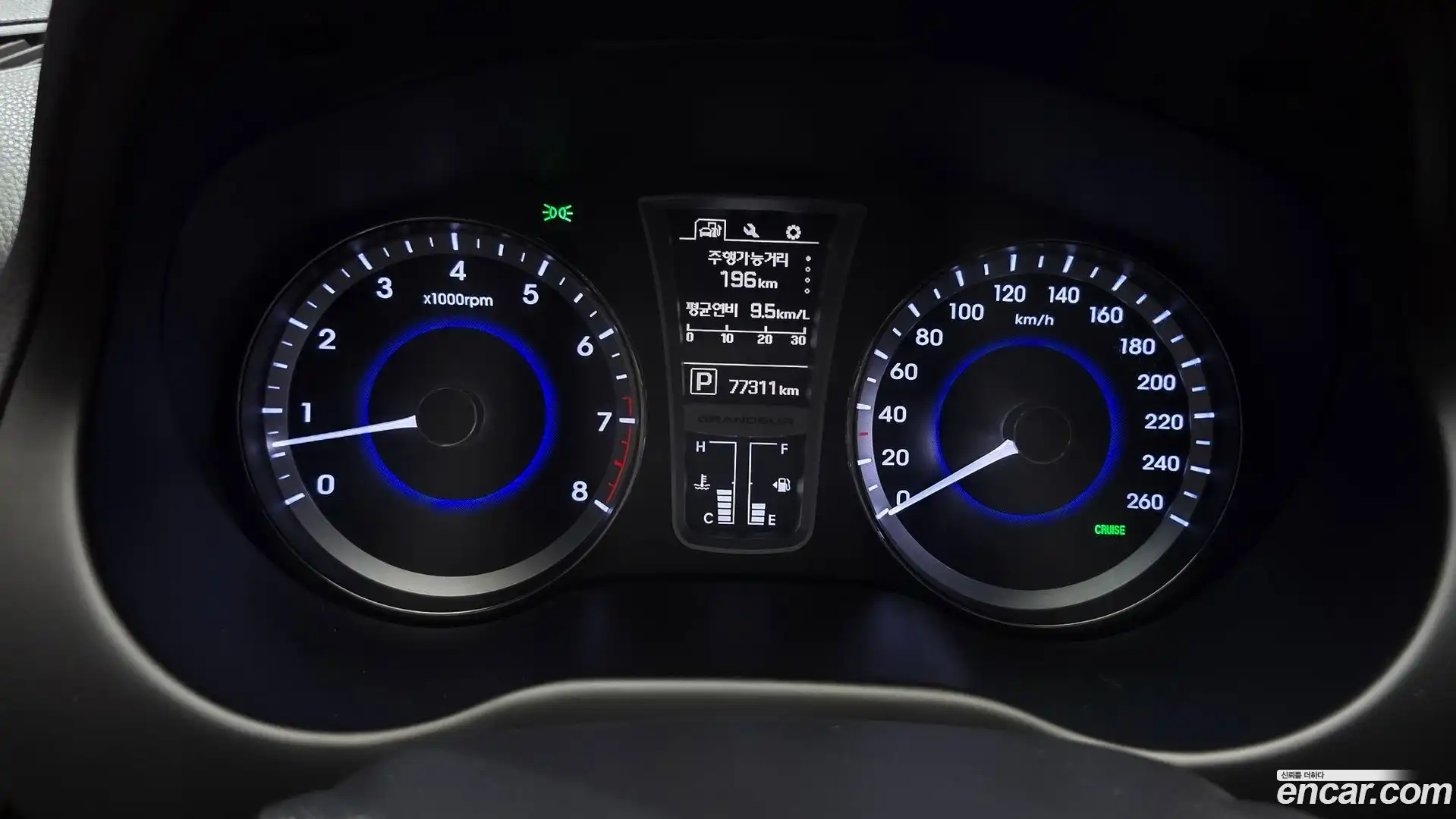 Grandeur Hyundai 2017.0-INNER-008