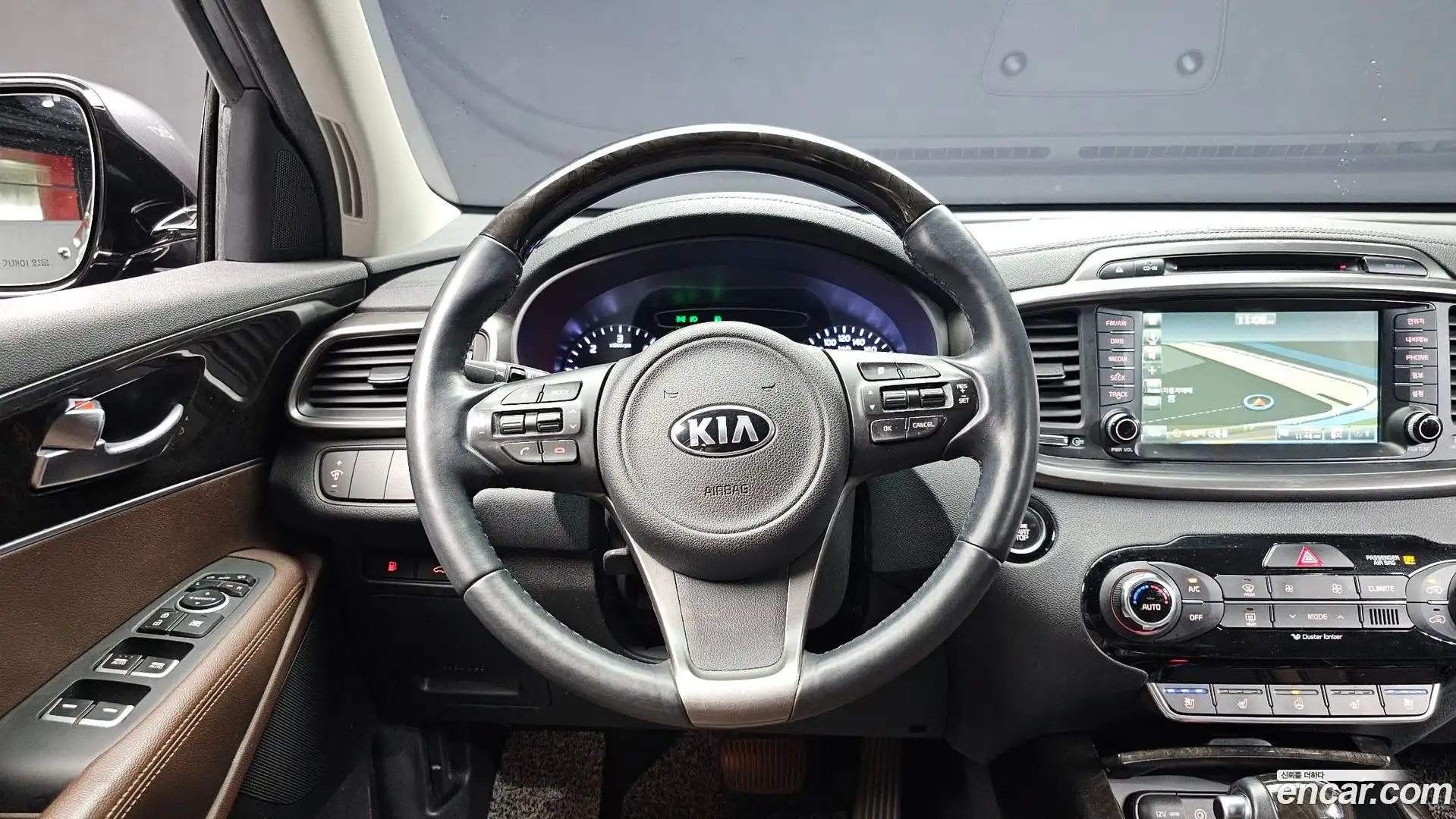 Sorento Kia 2017.4-OPTION-016