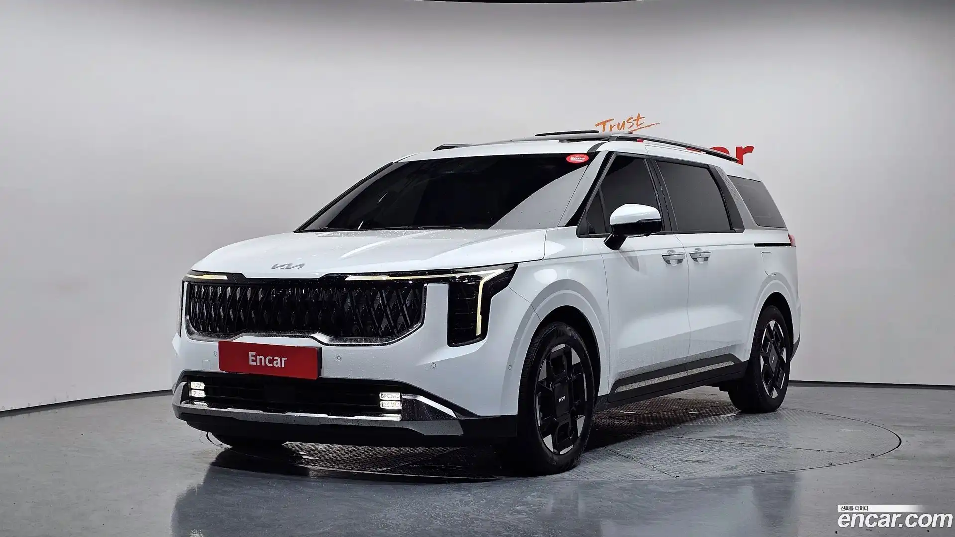 Canival Kia 2025.1-OUTER-001