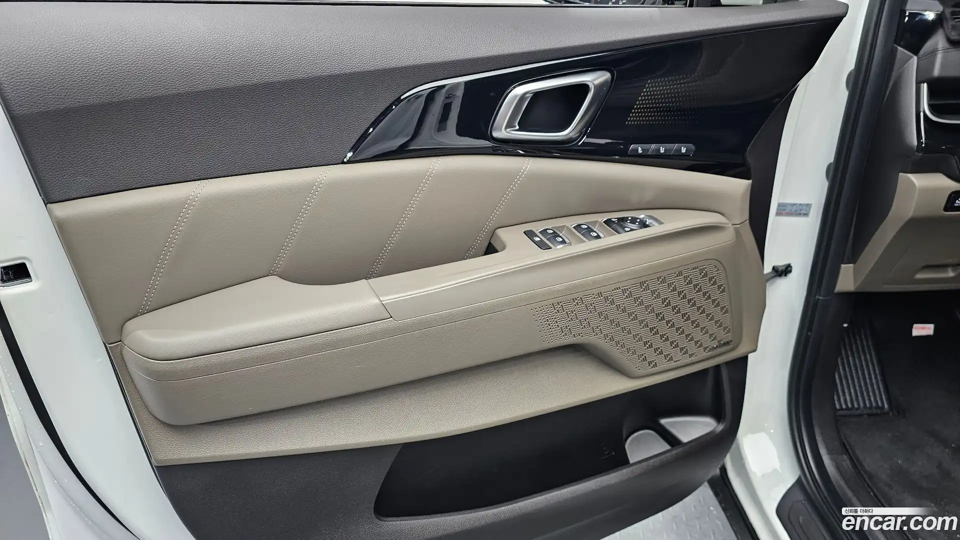Canival Kia 2025.1-INNER-034