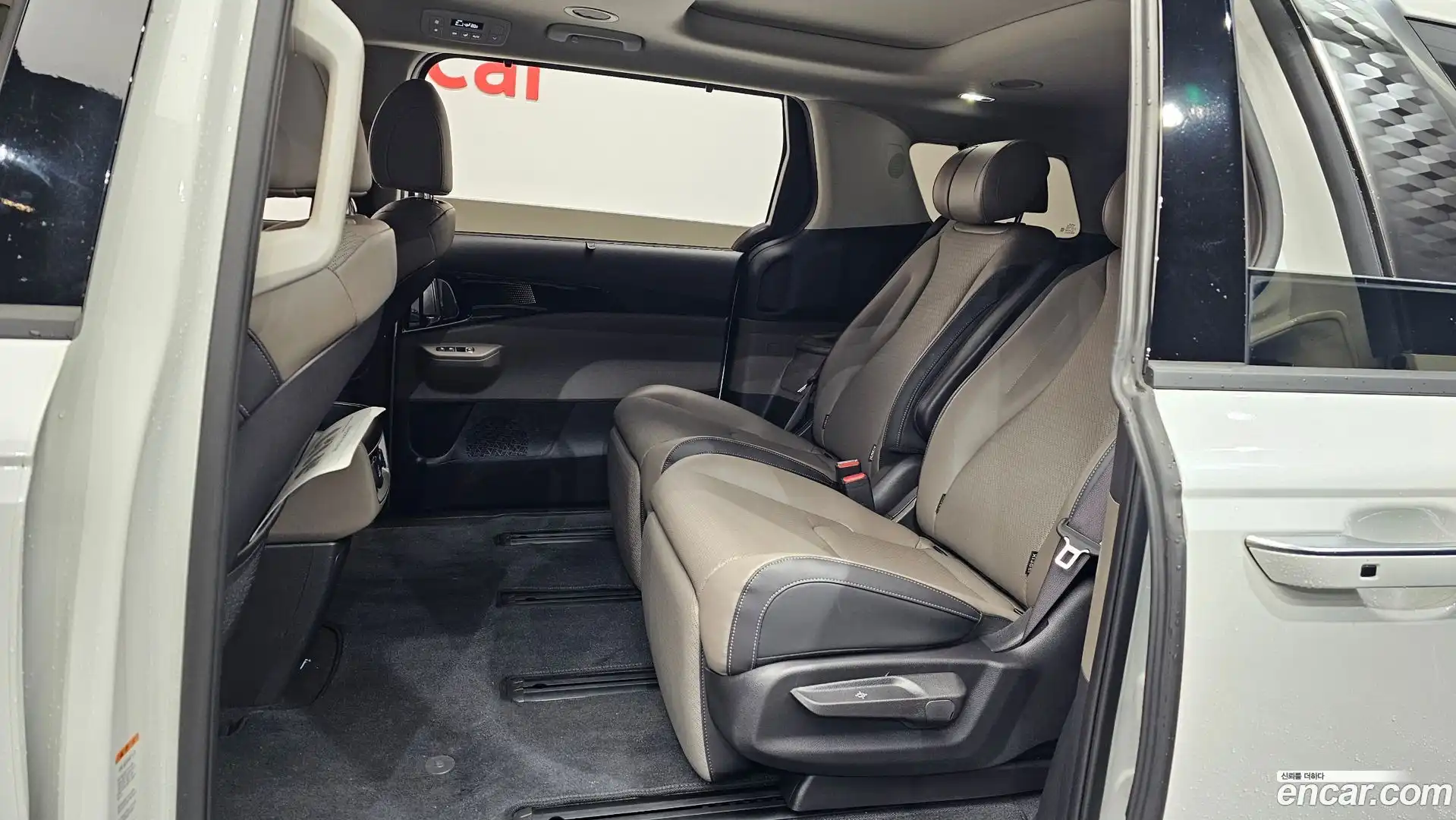 Canival Kia 2025.1-OPTION-041