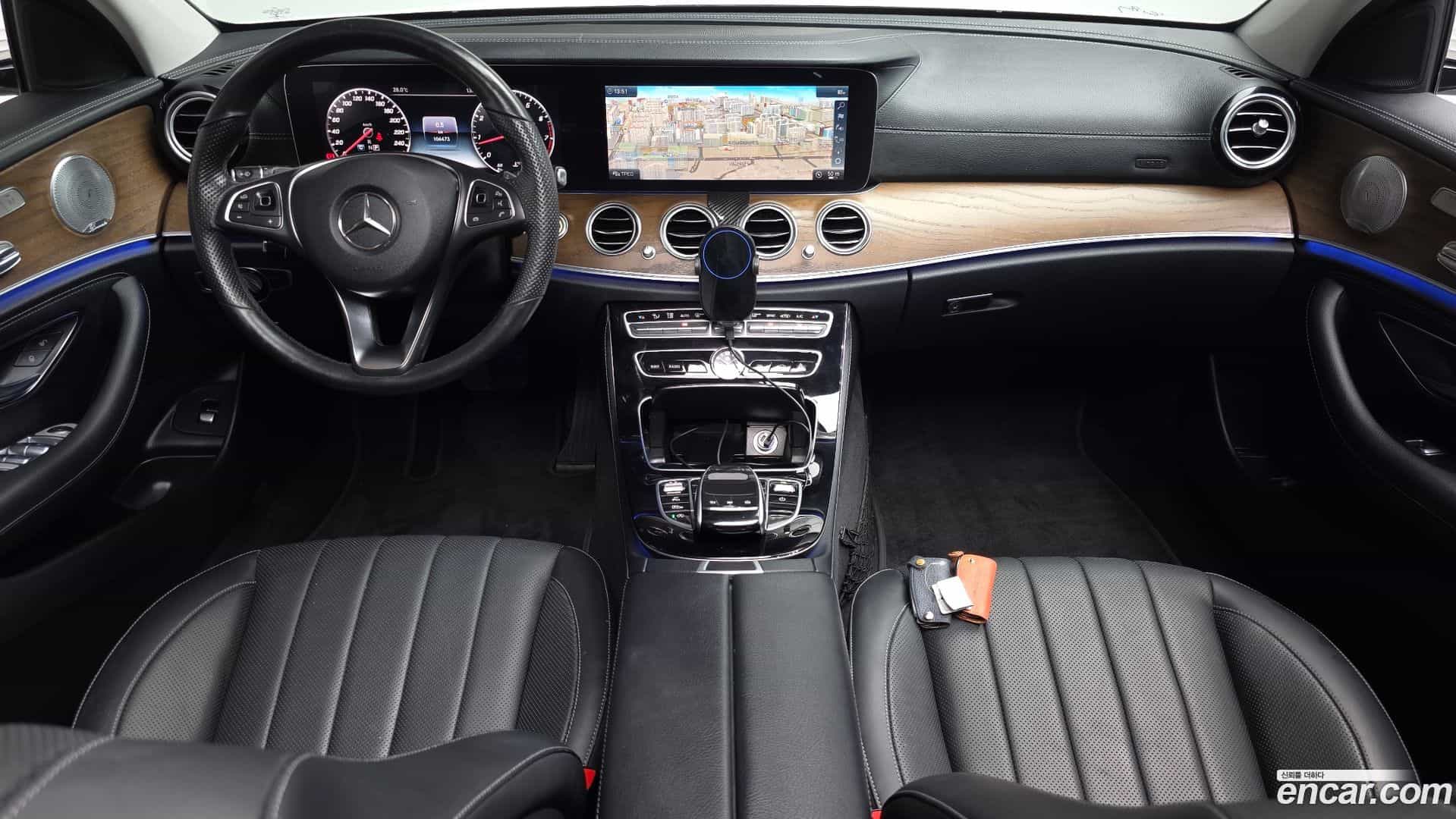 E-Class Mercedes-Benz 2018.1-INNER-007