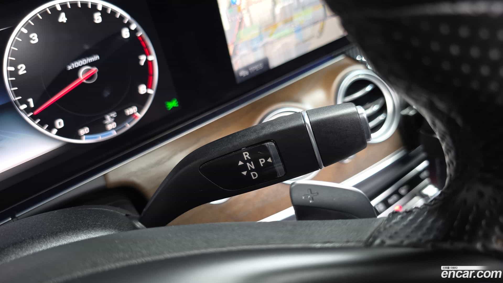 E-Class Mercedes-Benz 2018.1-INNER-009