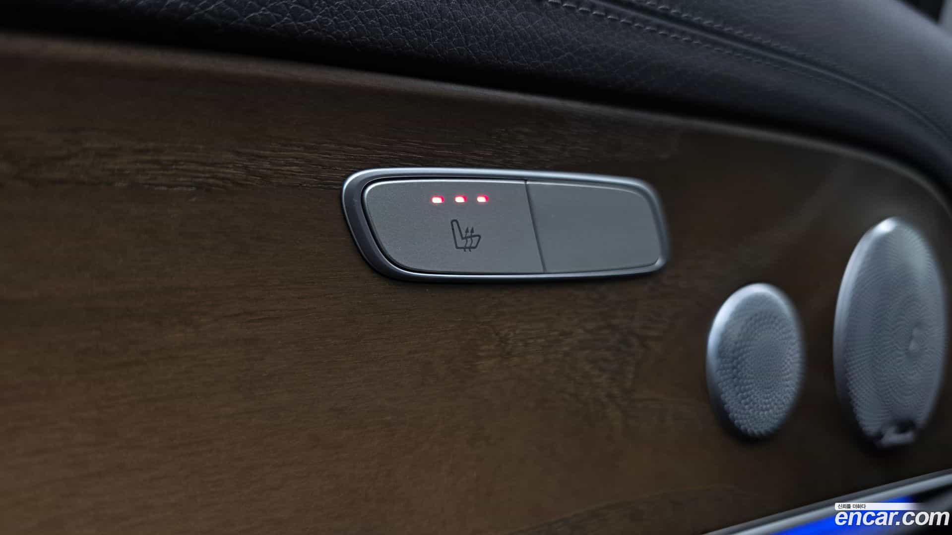 E-Class Mercedes-Benz 2018.1-OPTION-044
