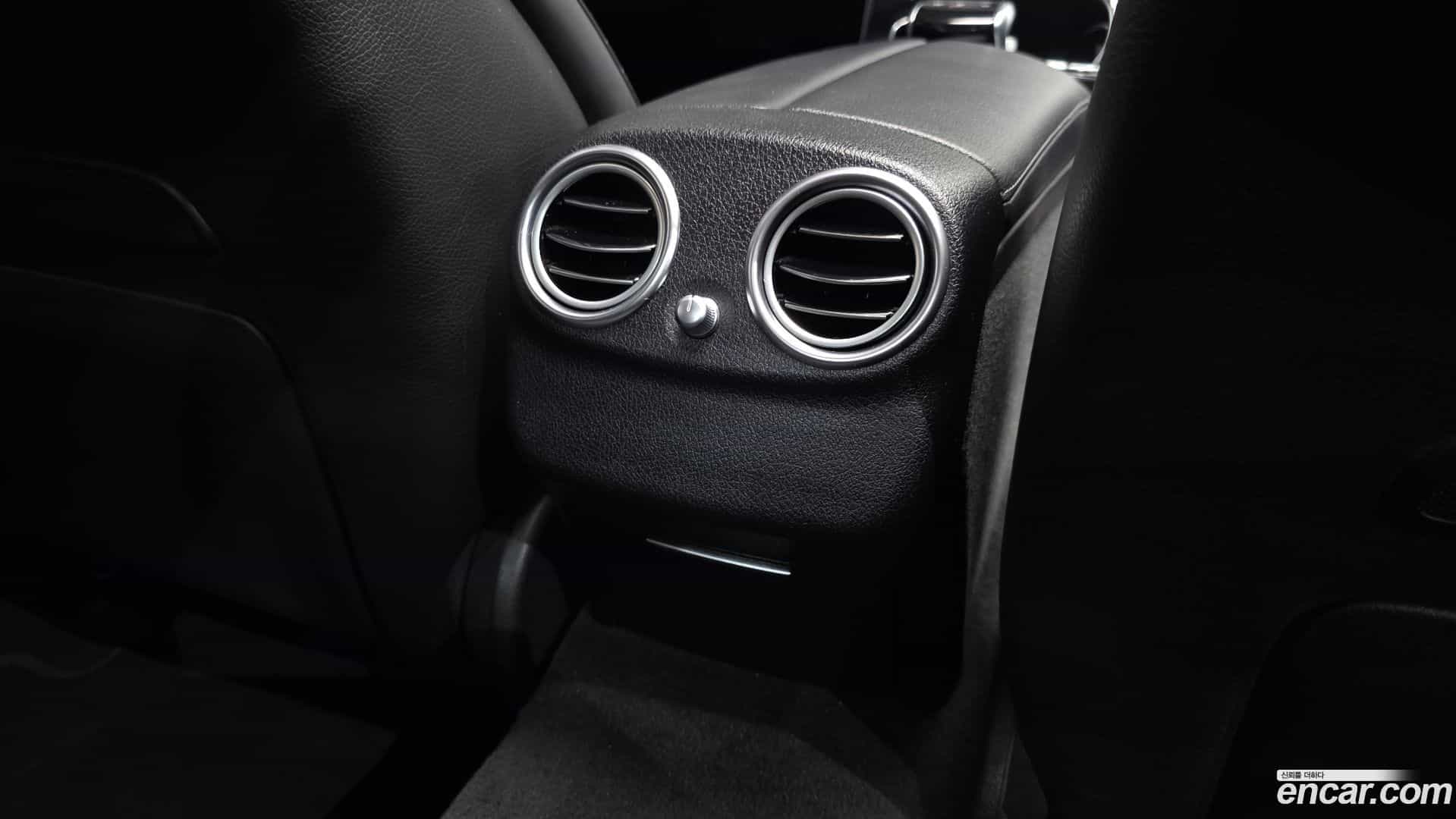 E-Class Mercedes-Benz 2018.1-OPTION-045