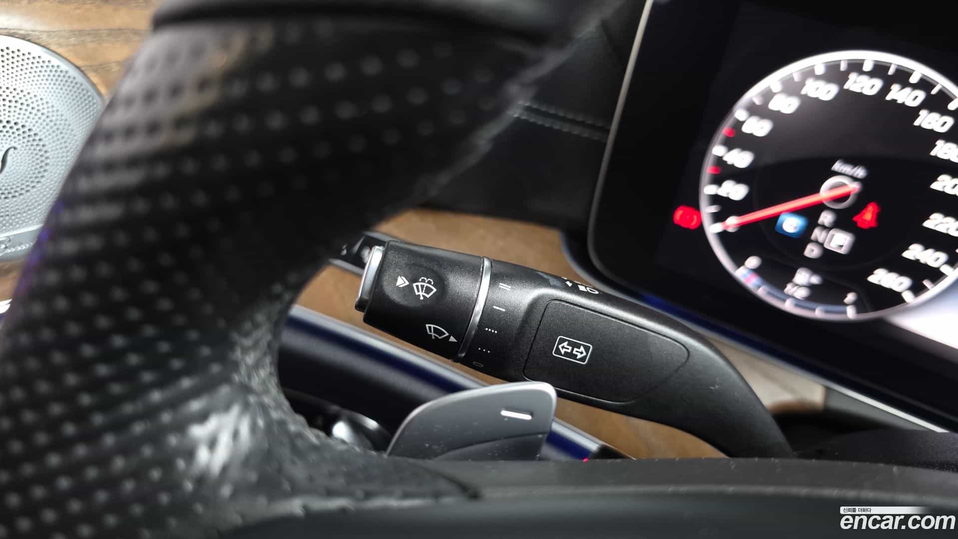 E-Class Mercedes-Benz 2018.1-OPTION-048
