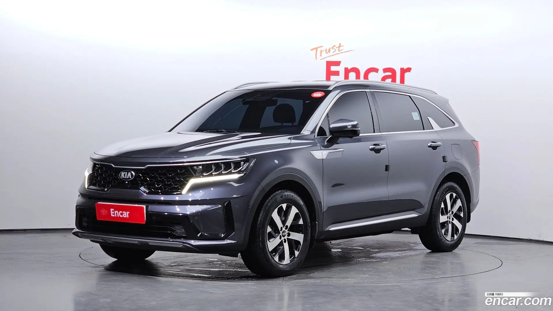 Main__Slider__Photo:Sorento Kia 2021.5-0