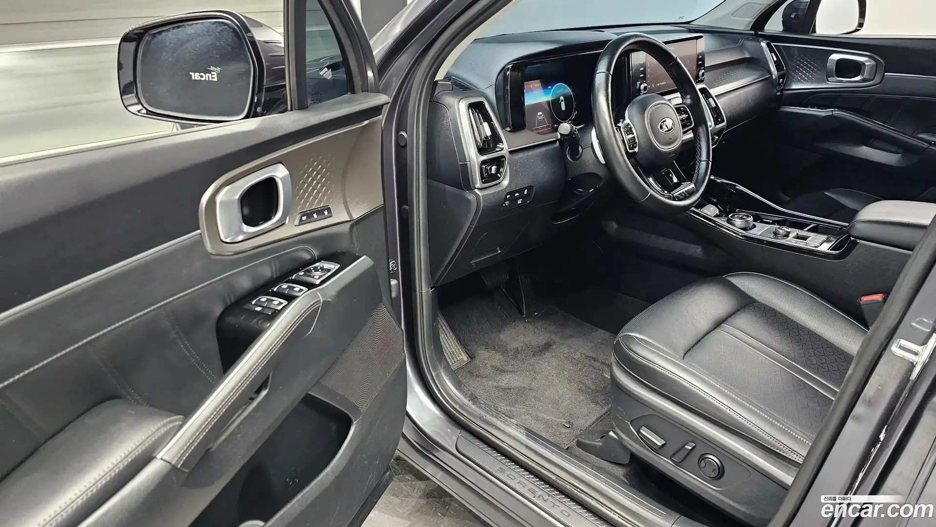 Sorento Kia 2021.5-INNER-010