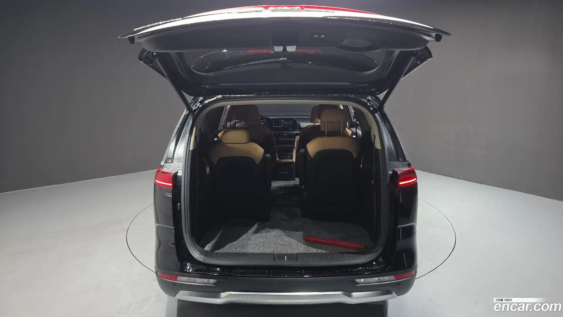 Canival Kia 2023.1-OPTION-024