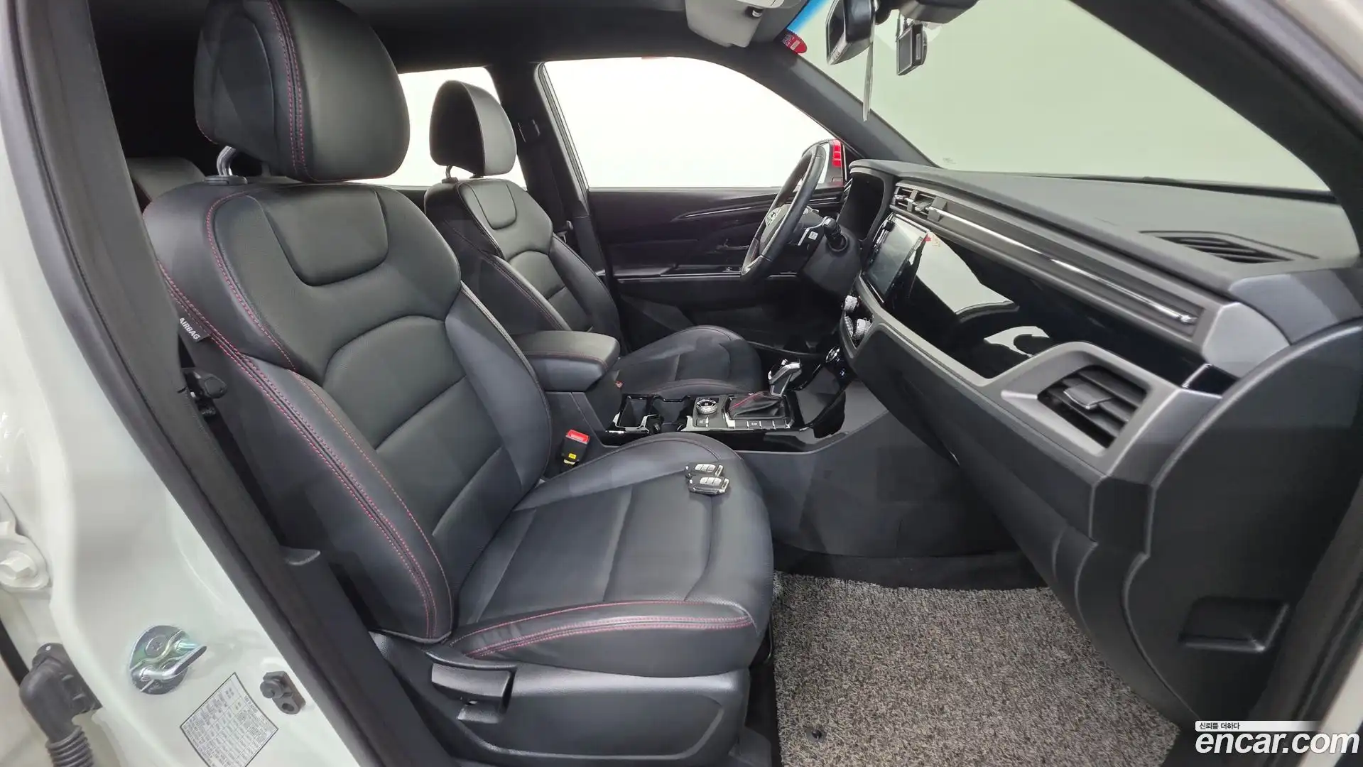 KORANDO KG Mobility 2021.6-INNER-010