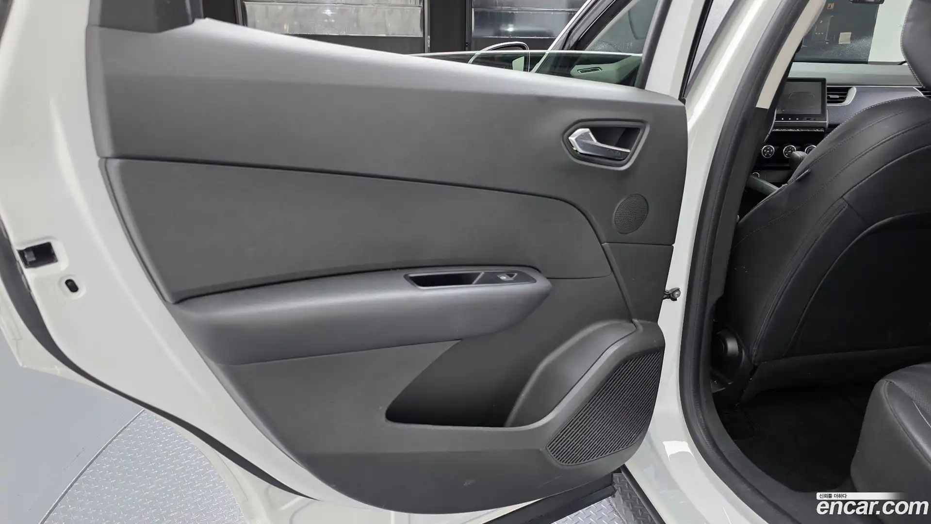 XM3 Renault Korea 2023.3-INNER-035
