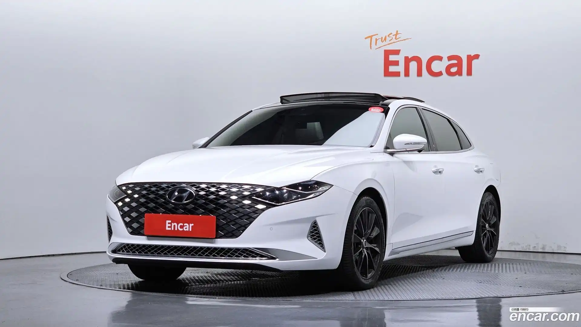 Grandeur Hyundai 2021.2-OUTER-001