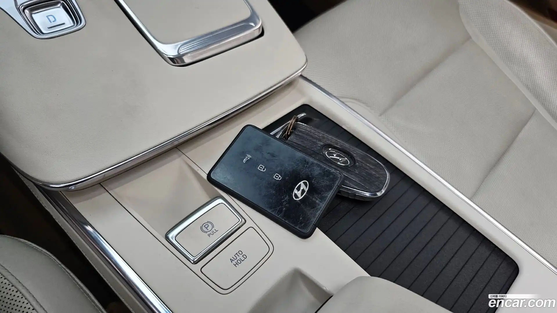 Grandeur Hyundai 2021.2-OPTION-048