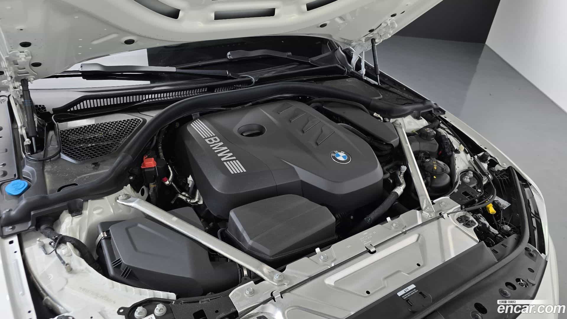 4-Series BMW 2025.7-OUTER-006