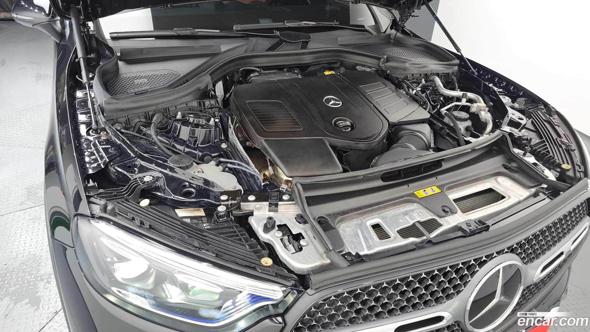 GLC-Class Mercedes-Benz 2023.9-OUTER-006