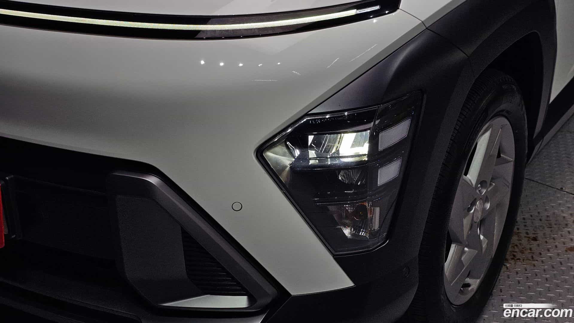 Kona Hyundai 2023.9-OUTER-032