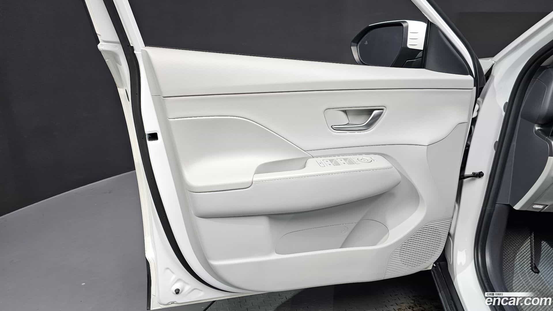 Kona Hyundai 2023.9-INNER-034