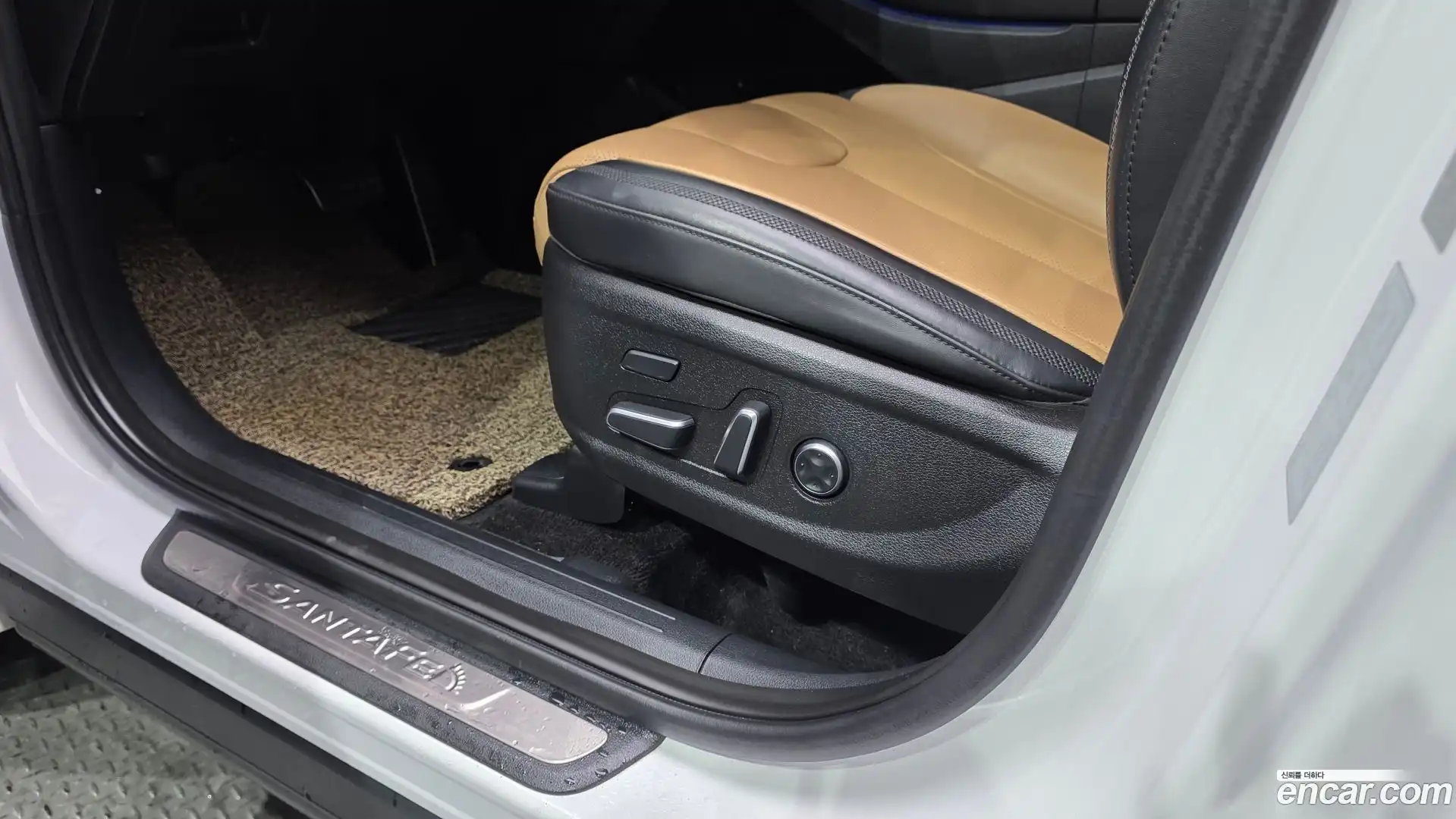 Santafe Hyundai 2022.1-OPTION-047