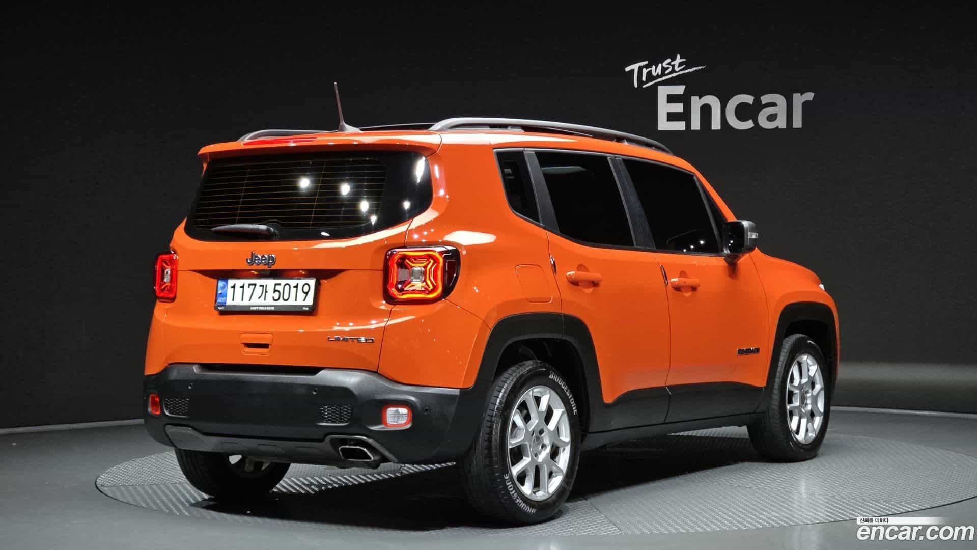 Renegade Jeep 2021.5-OUTER-002