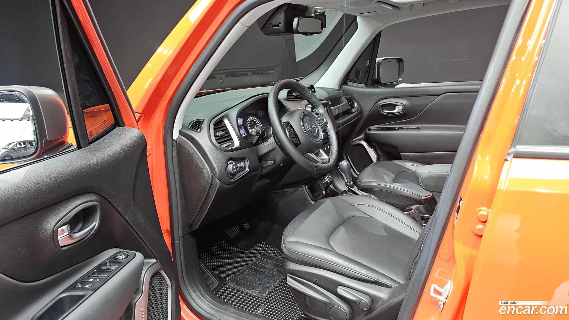Renegade Jeep 2021.5-INNER-010