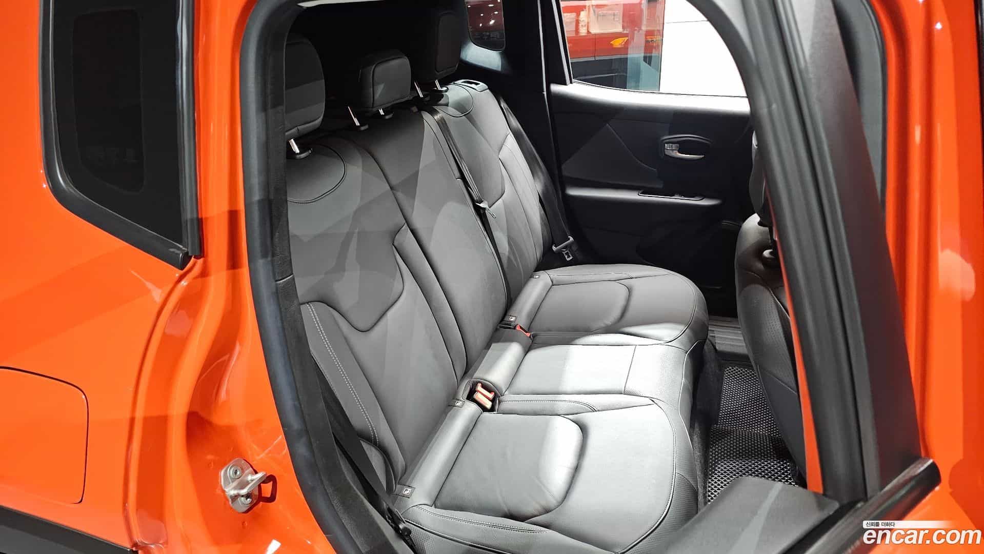 Renegade Jeep 2021.5-OPTION-015