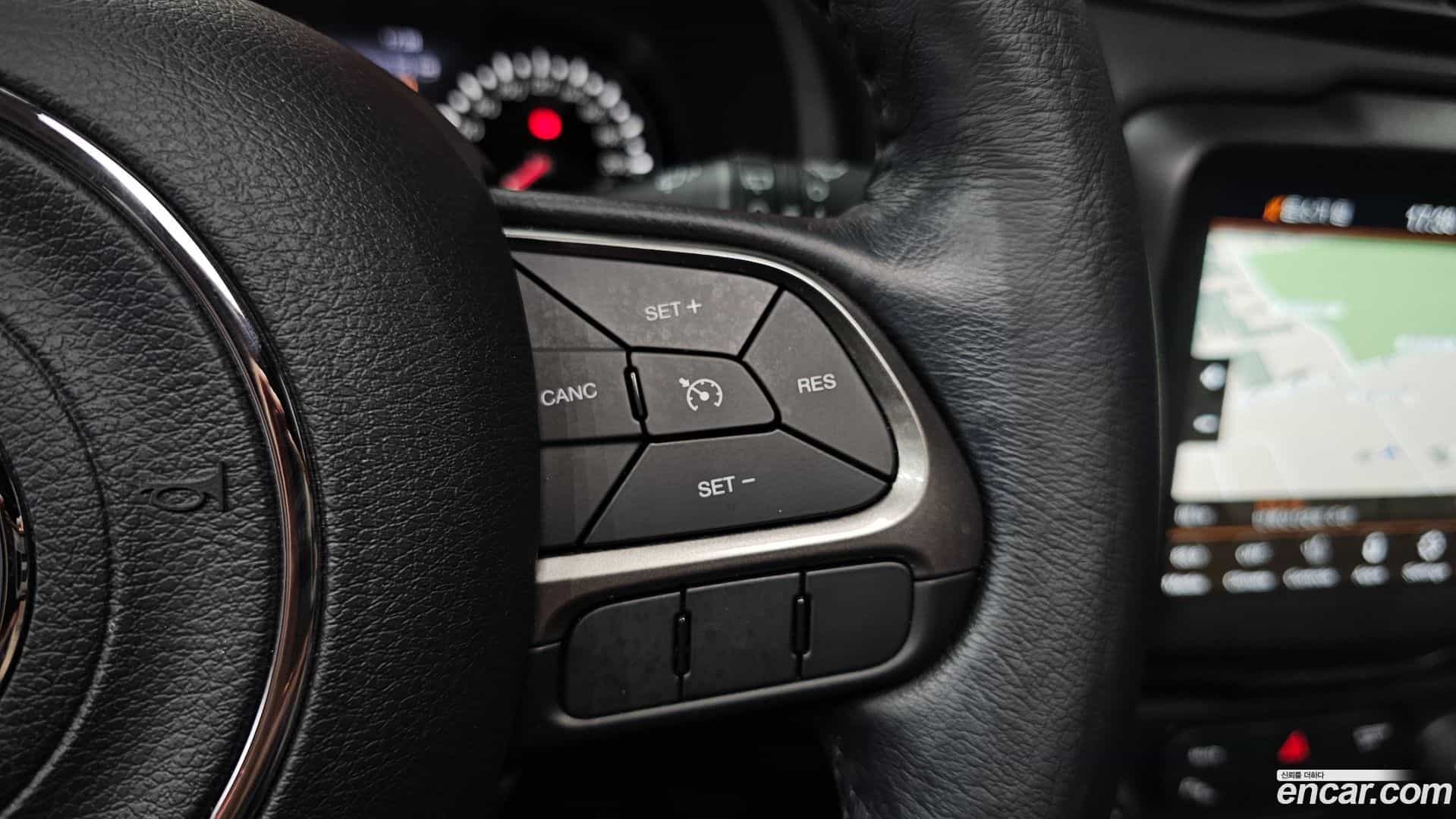 Renegade Jeep 2021.5-OPTION-042